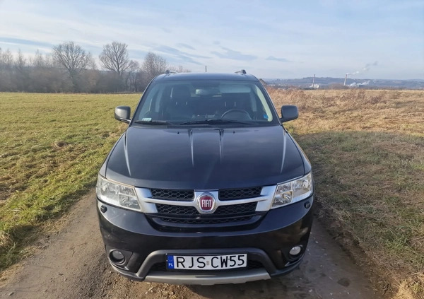 Fiat Freemont cena 47500 przebieg: 232000, rok produkcji 2012 z Jasło małe 172